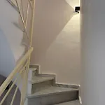Thomi's House. Hébergement de vacances